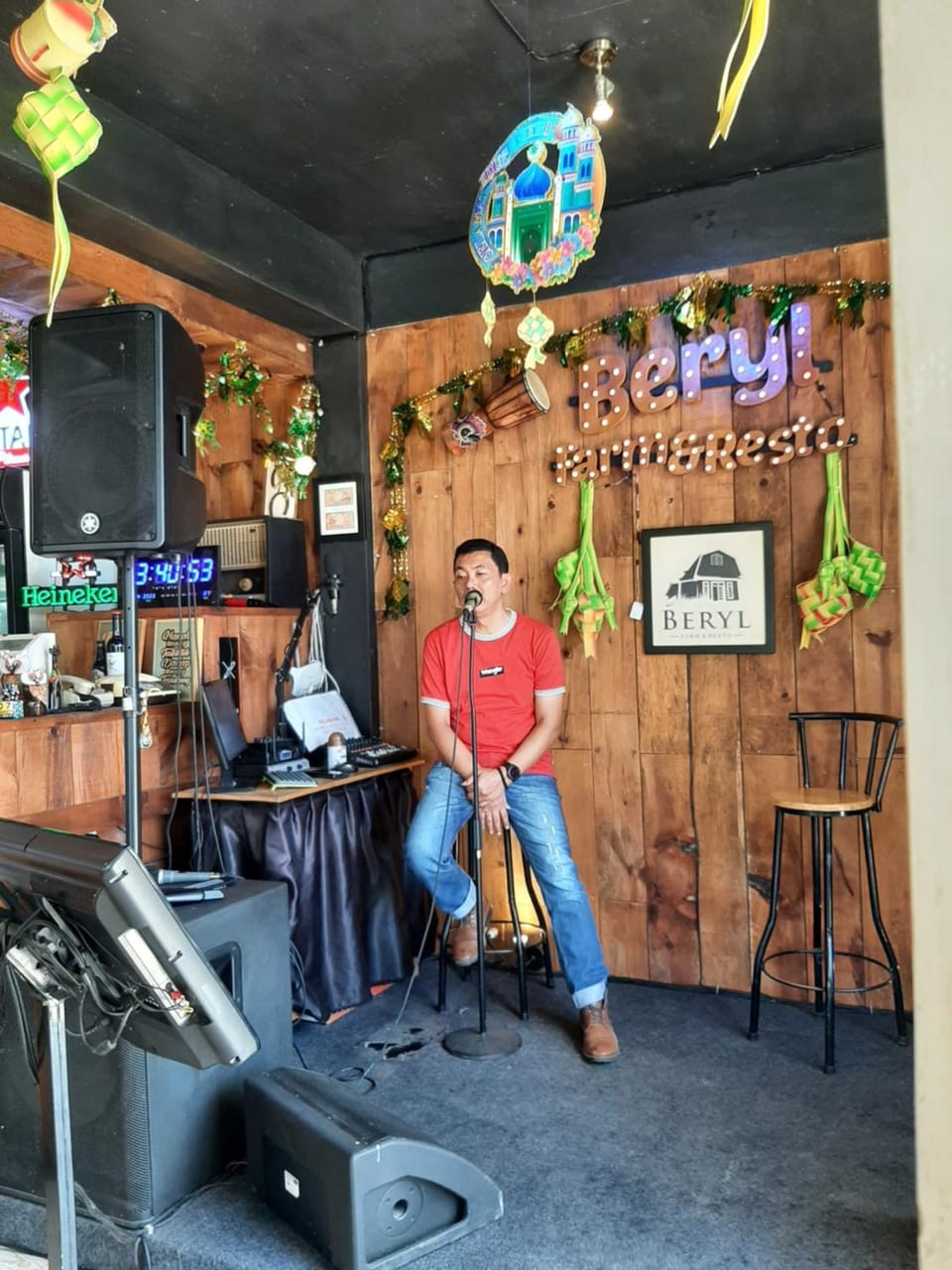 BERYL HOMESTAY Vacation rental in Indonesia
