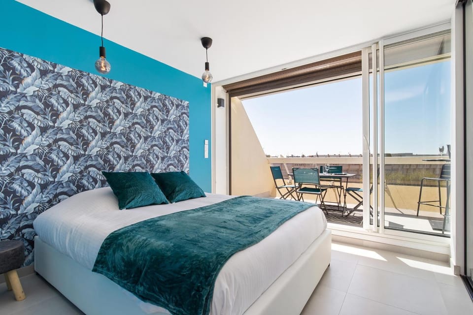 Balcony/Terrace, Photo of the whole room