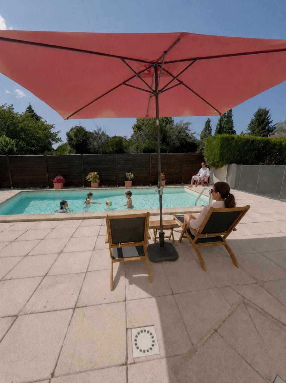 Swimming pool, Family