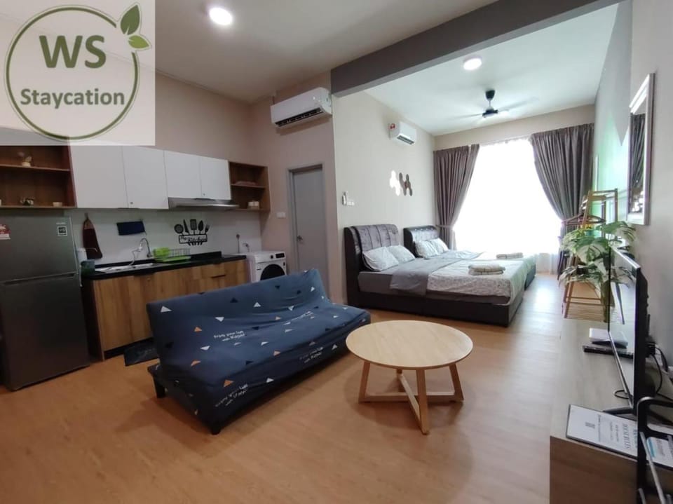 Property building, Living room, Bedroom, stove, stove, kitchen