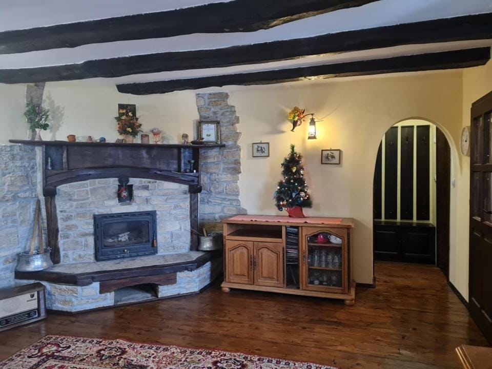 Къщи за гости под орехите Bed and Breakfast in Gabrovo, Bulgaria