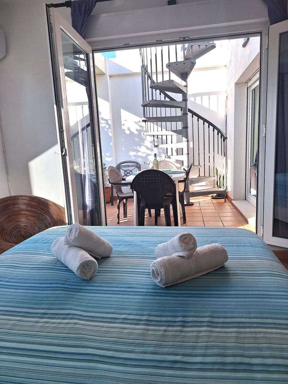 Bed, Off site, Balcony/Terrace, Sunrise