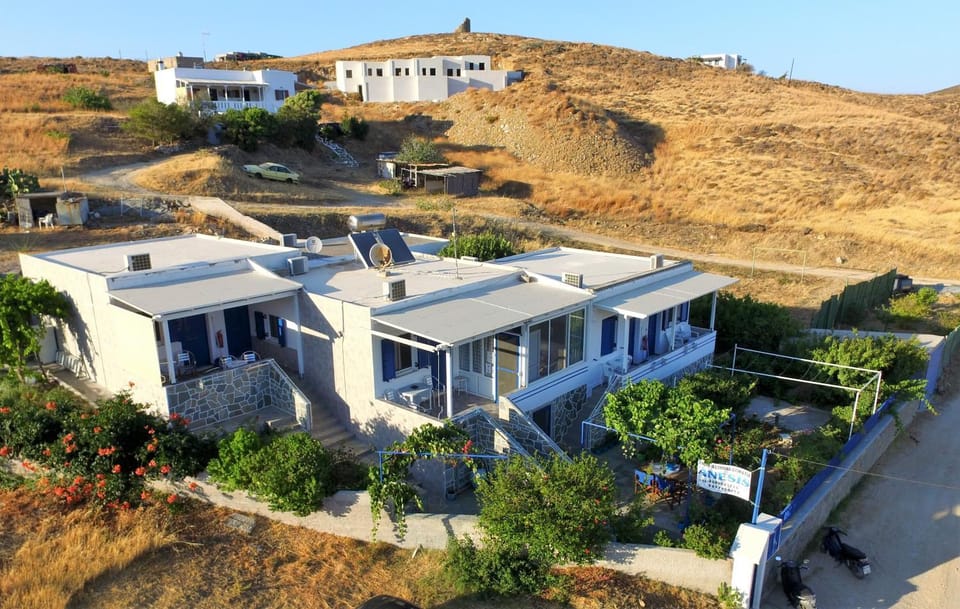 ANESIS I Bed and Breakfast in Milos