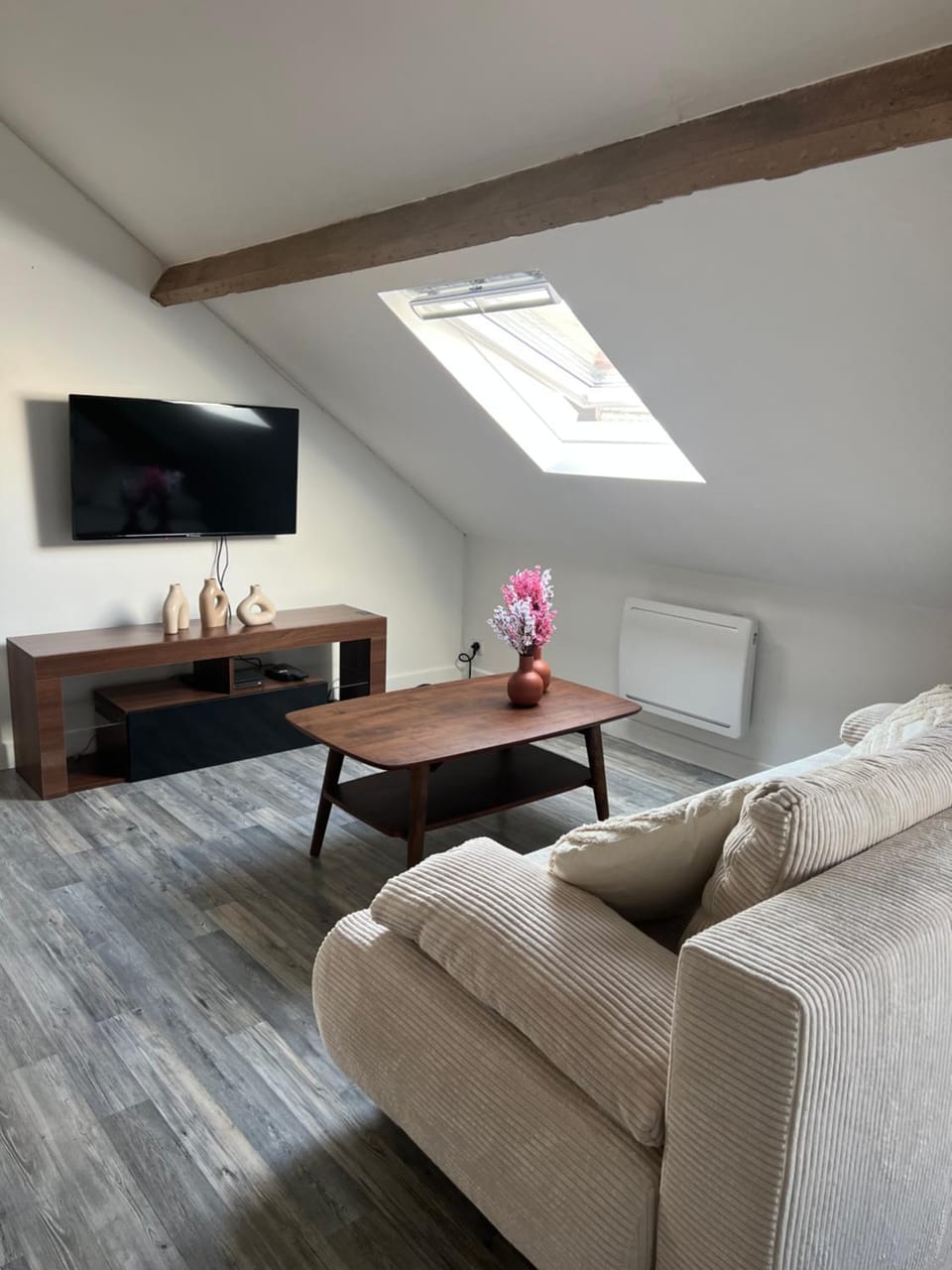 Communal lounge/ TV room, TV and multimedia, Living room, Seating area
