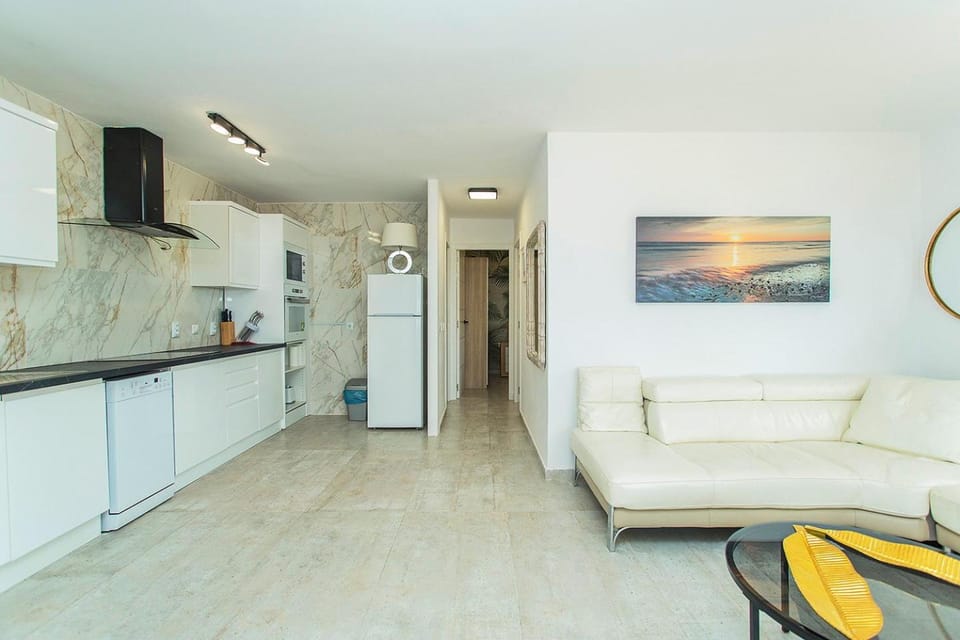 Kitchen or kitchenette, Living room, oven, stove