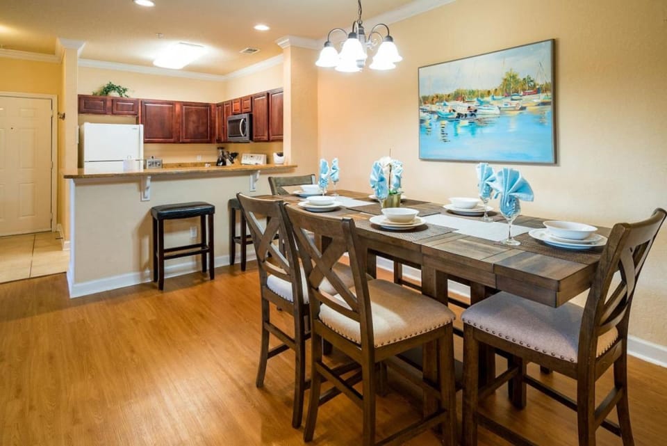 Vacation Fun Spot! Top Floor! Perfect for families and golfers! Apartment in Osceola County