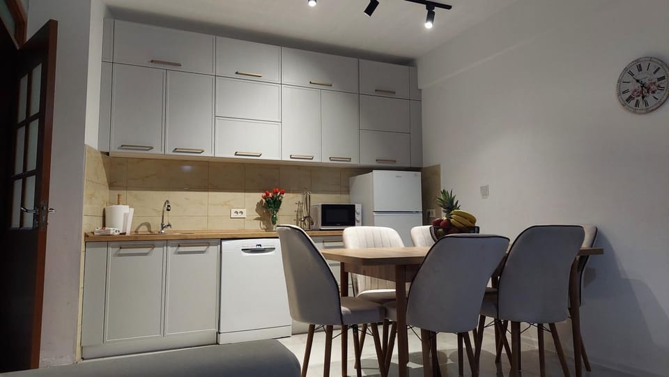 VLADIMIR Apartment in Kotor Municipality