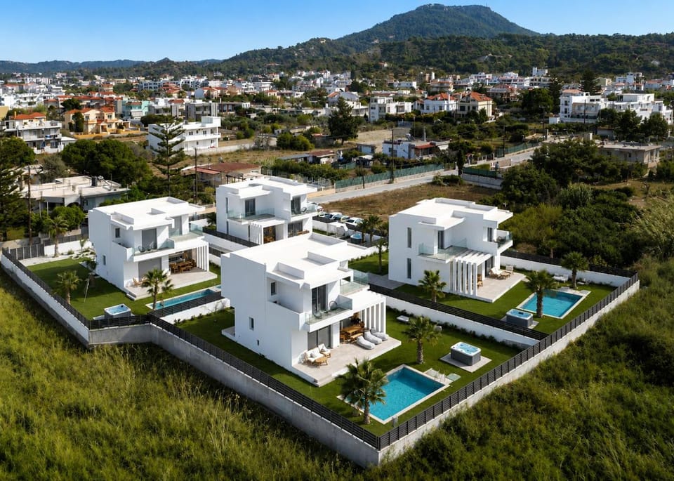 Neighbourhood, Natural landscape, Bird's eye view, Mountain view, Pool view, Location