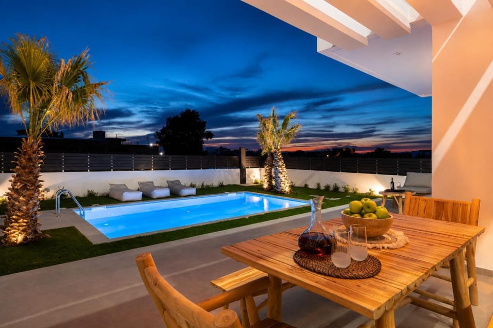 Property building, Swimming pool