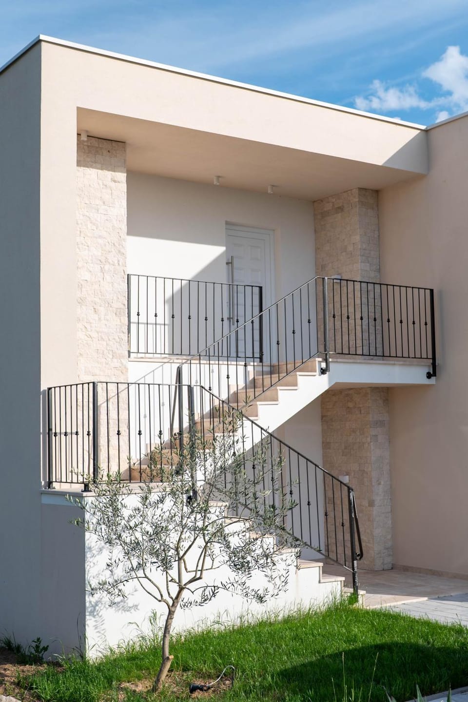 Property building, Spring, Day
