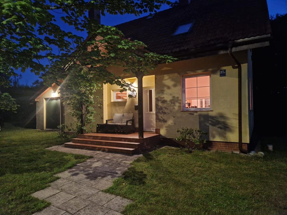Property building, Night