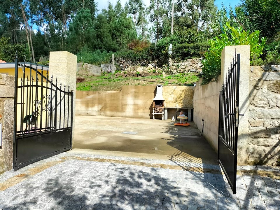 Day, BBQ facilities