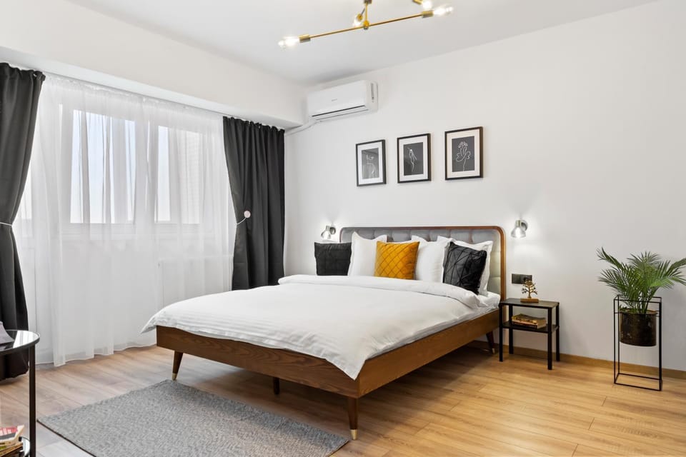 Bed, Photo of the whole room, Bedroom, air conditioner