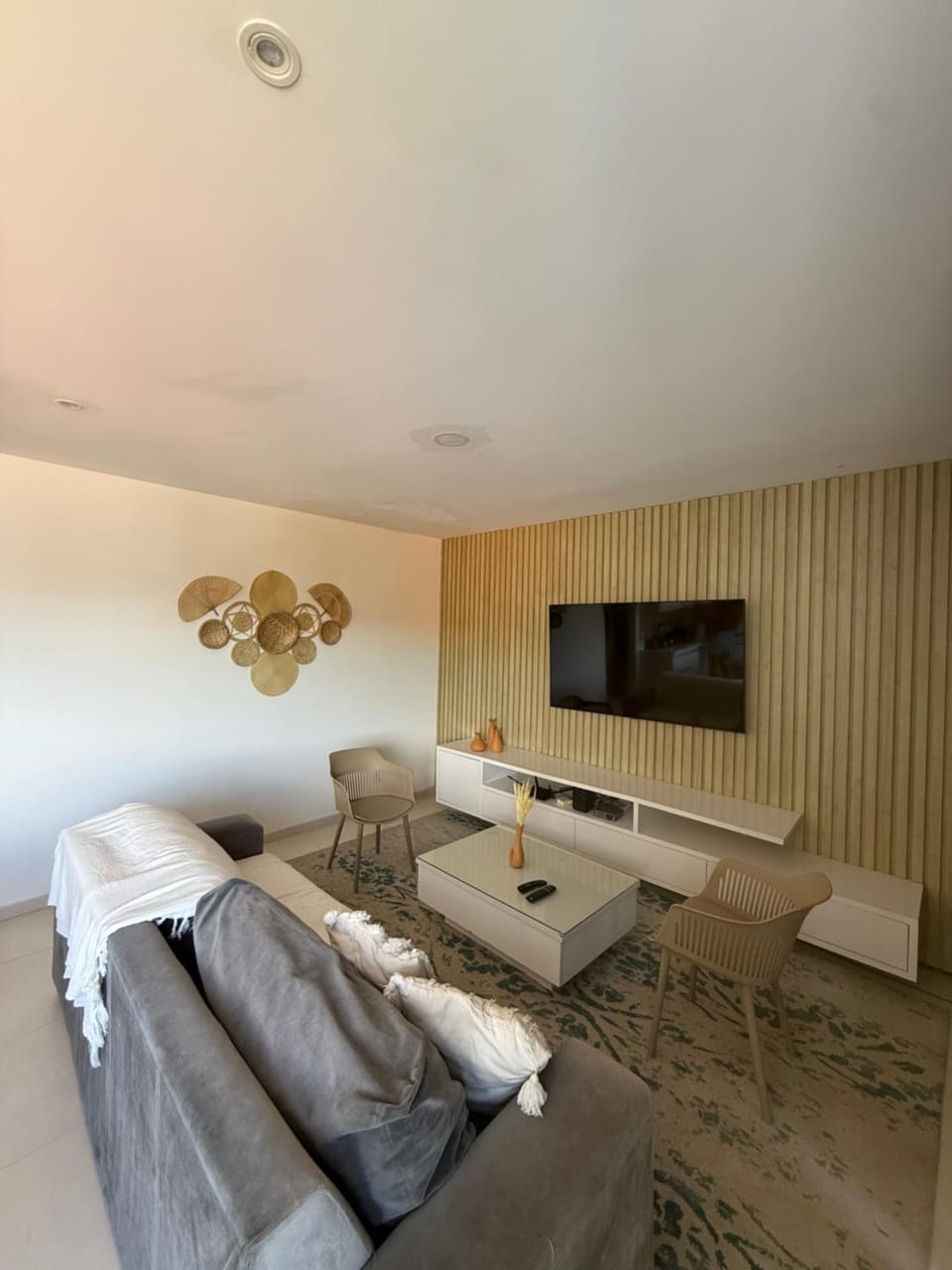 TV and multimedia, Seating area