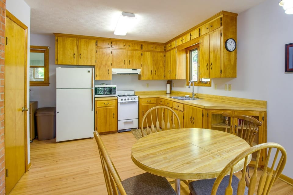 Shenandoah National Park: Cabin w/ Patio! Cabin in Shenandoah Valley