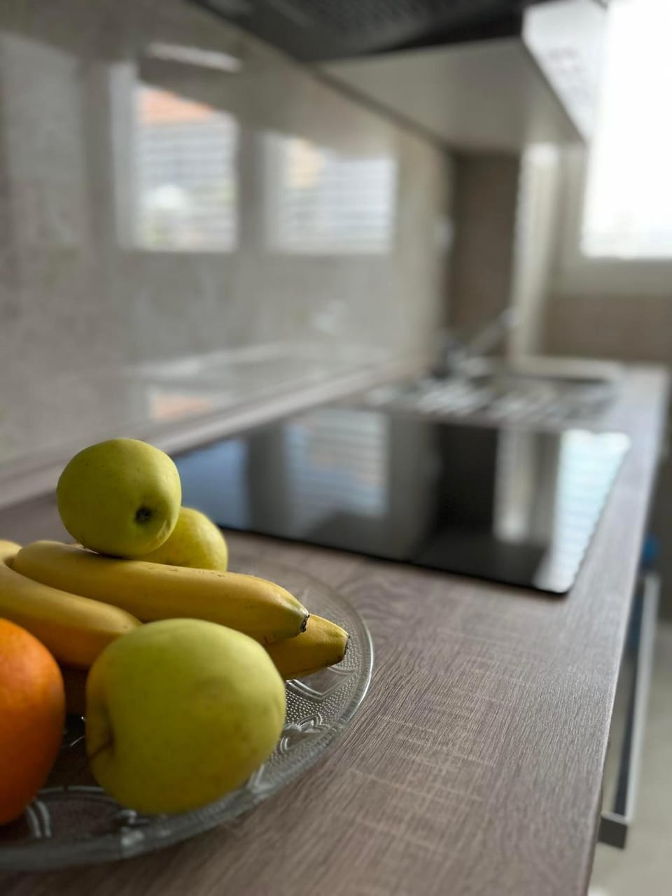 Kitchen or kitchenette, Food and drinks