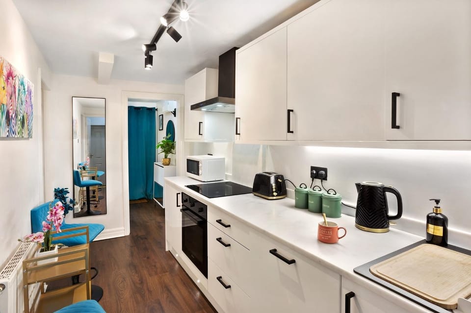 2 Bedroom - Garden Apartment, with parking Apartment in Harrogate