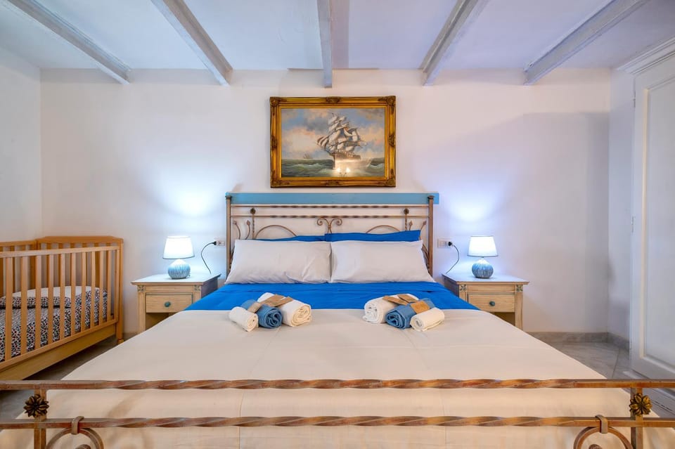 Bed, Bedroom, cot