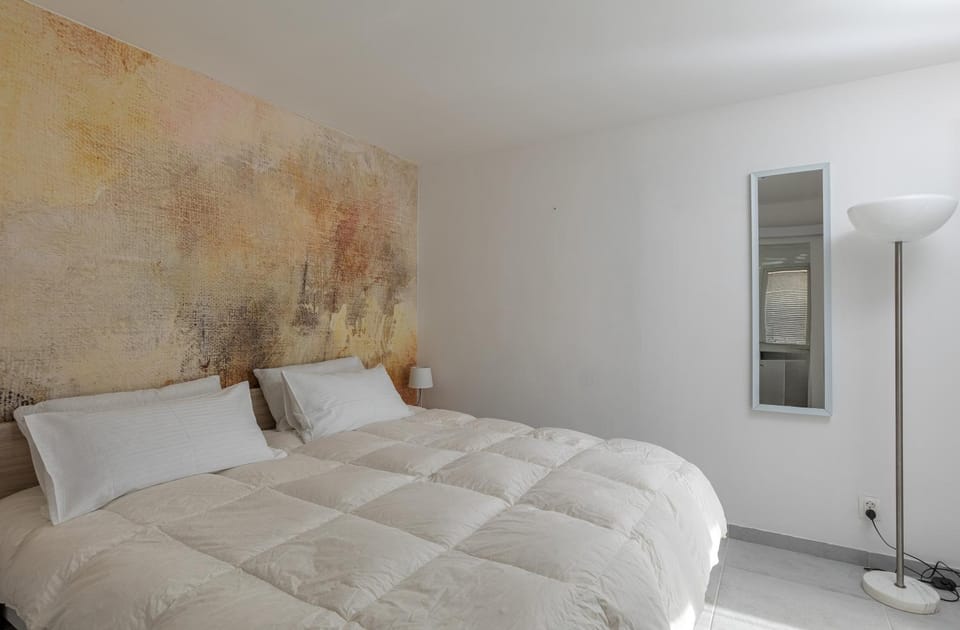 Bed, Photo of the whole room, Bedroom, children, children, young children, young children, older children, older children, Family, Family, furniture, furniture, heating, internet, internet, towels, wardrobe, air conditioner, air conditioner