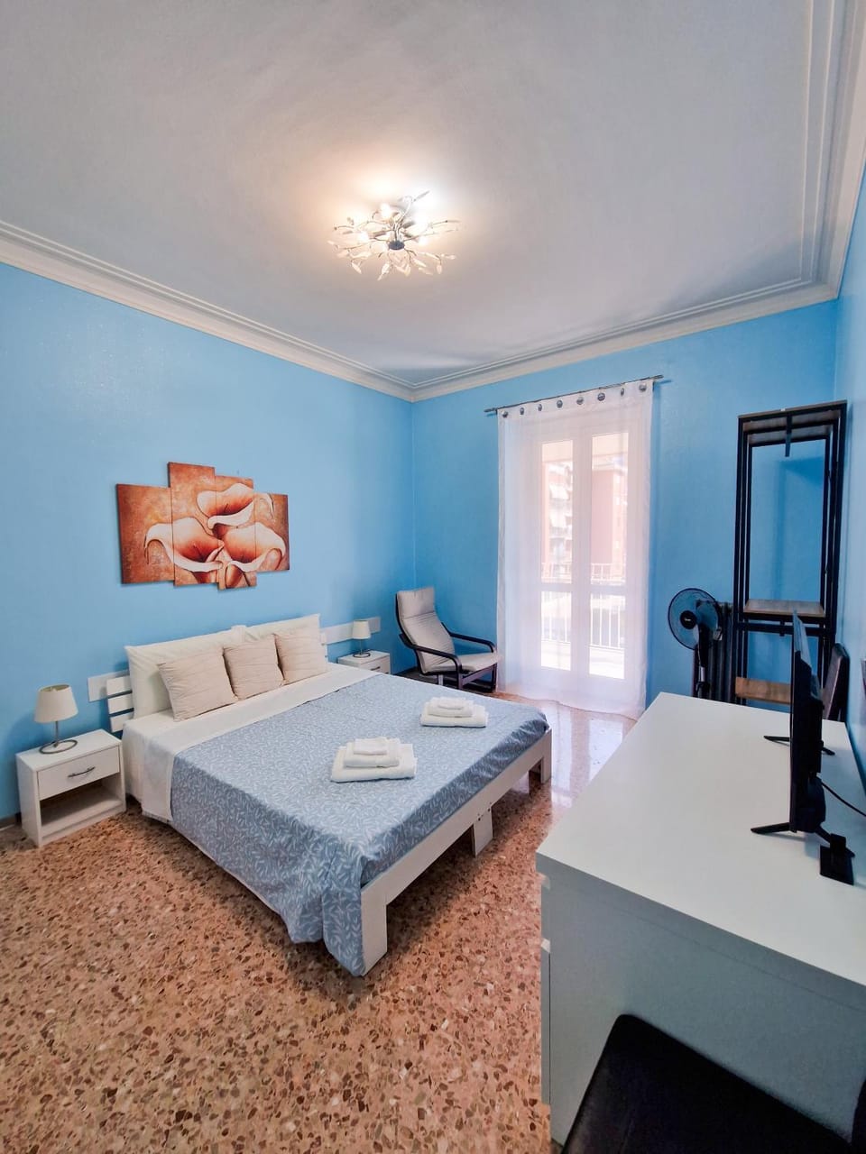 Bed, Photo of the whole room, Bedroom, hair dresser