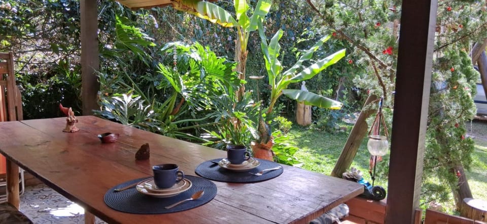 Natural landscape, Coffee/tea facilities, Dining area, Garden view