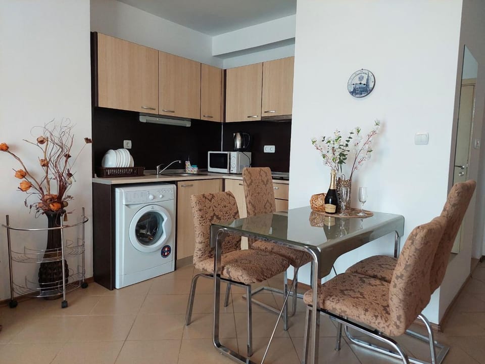 Солнечный берег Grand Kamelia Apartment in Sunny Beach