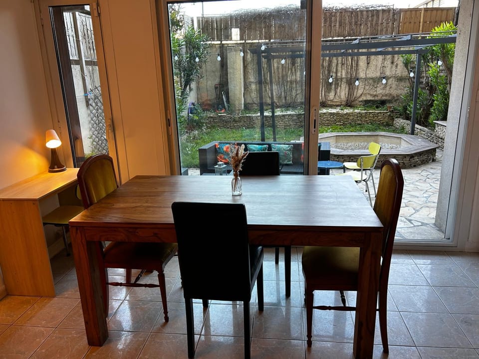 Patio, Garden, Dining area, Garden view, Pool view, Swimming pool