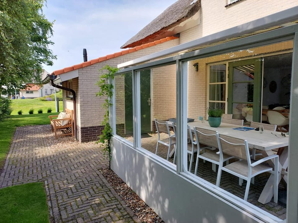 Patio, Garden view