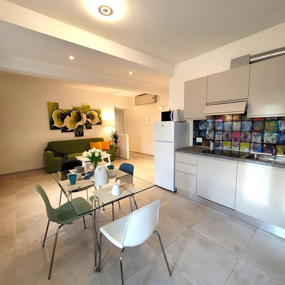 Kitchen or kitchenette, Living room, Dining area, stove