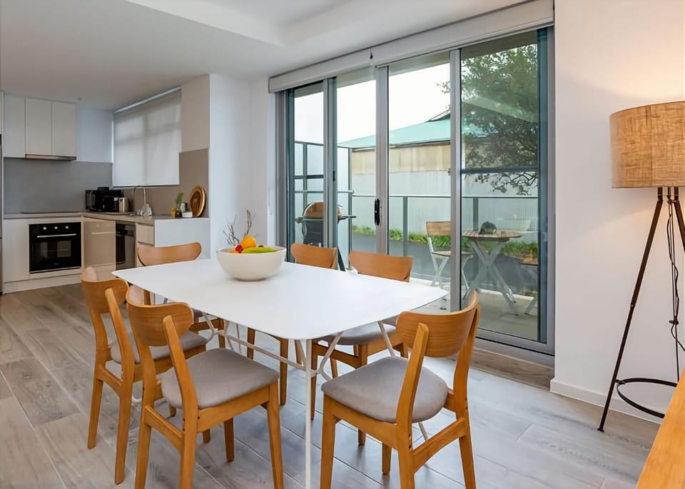 Salt 7 Spacious Luxury in Sorrento walk to the beach Apartment in Melbourne Road