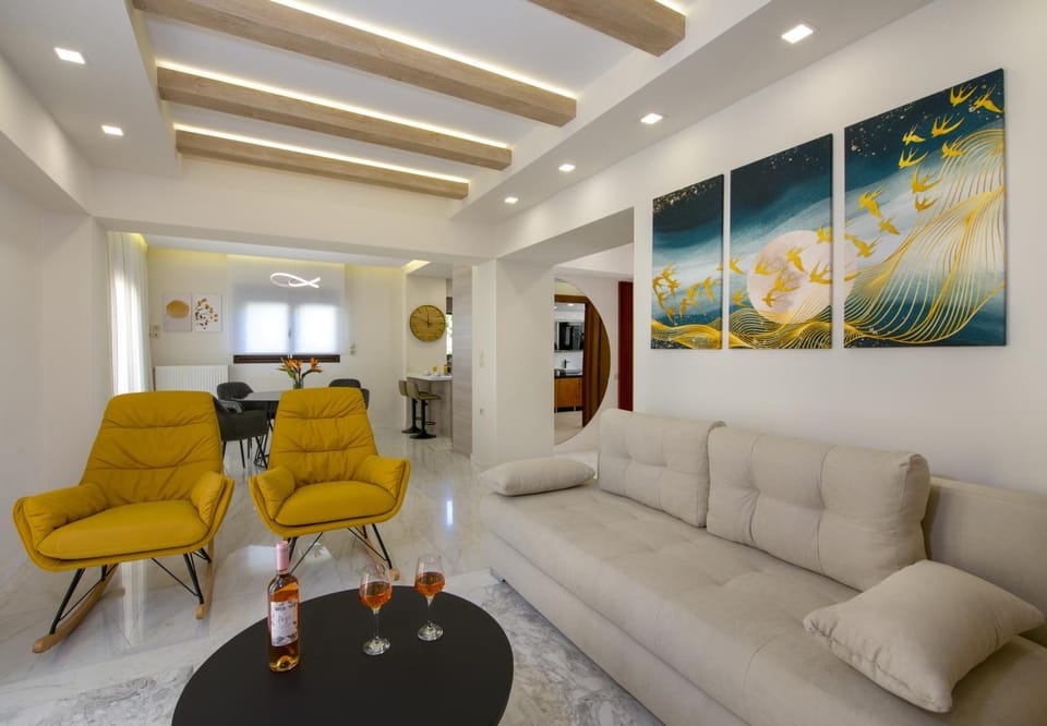 TV and multimedia, Living room