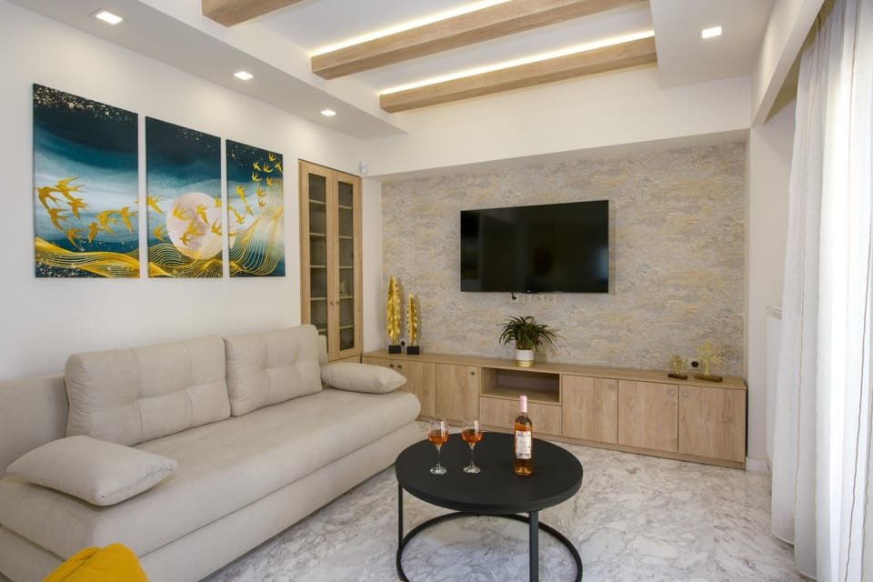 TV and multimedia, Living room