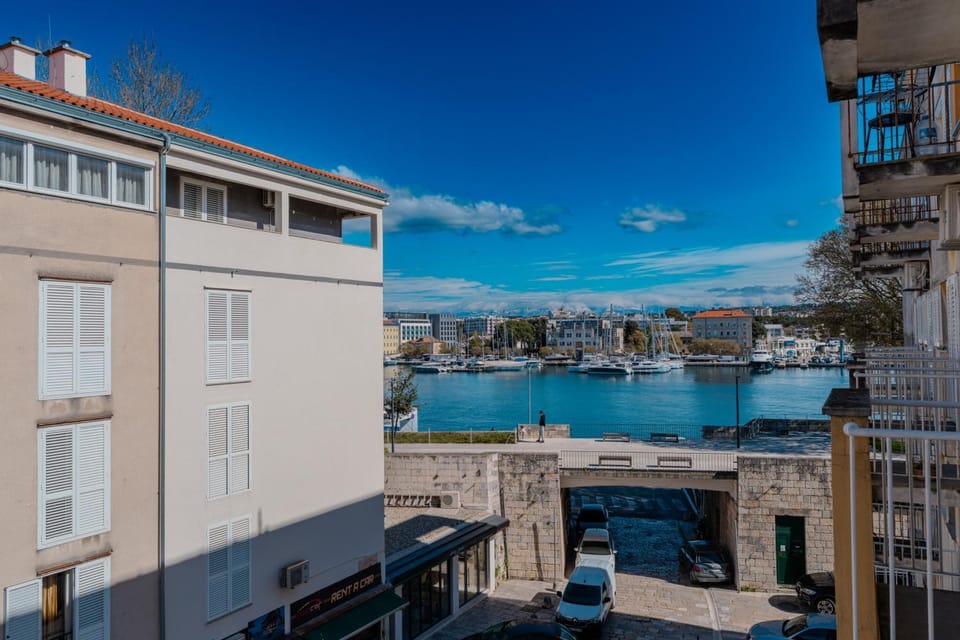 View (from property/room), View (from property/room), Balcony/Terrace