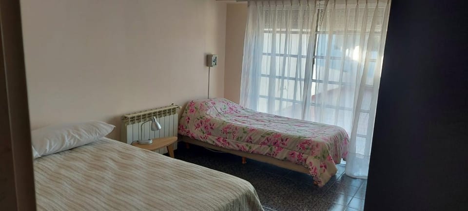 HERMOSO DEPTO, AMPLIO LUMINOSO, EXCELENTE UBICACION Apartment in Neuquen