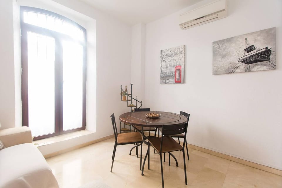 Compas Suites Apartment in Malaga