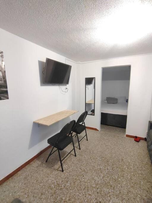 Aparta estudio bonito, independiente bien ubicado Apartment in Bogota