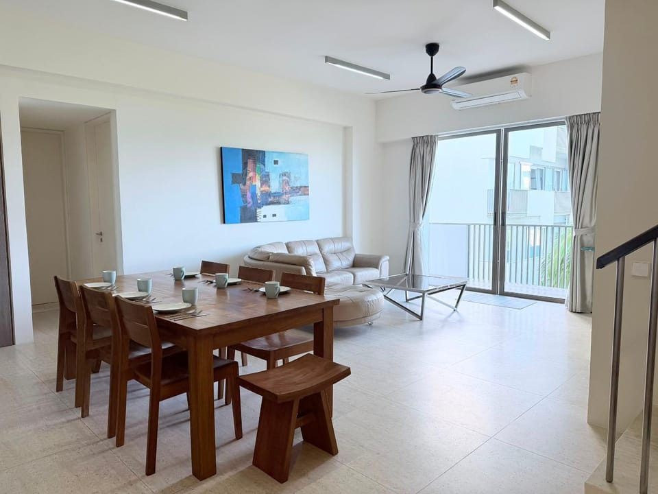 BY THE SEA - Penthouse 3 bedroom Apartment in Penang