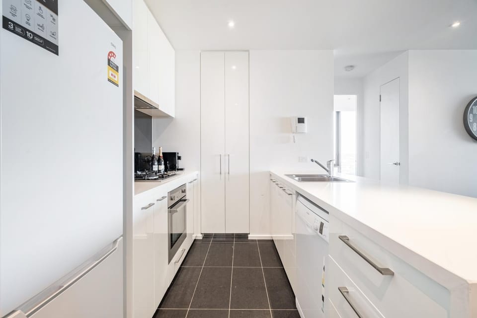pet friendly, kitchen
