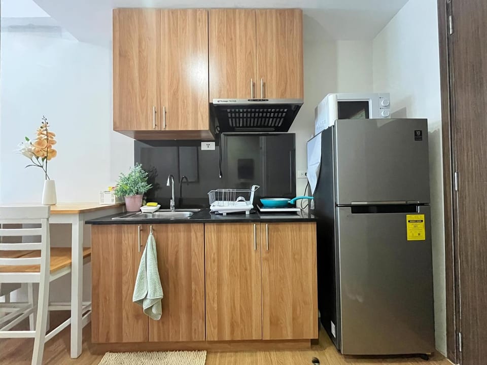 21st floor The Loop Condo Studio in Cagayan de Oro City Lucky 14 Apartment hotel in Cagayan de Oro