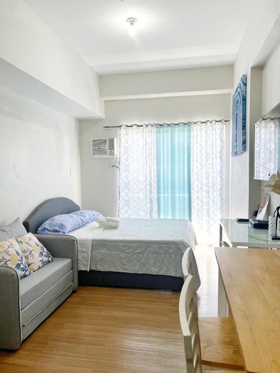 21st floor The Loop Condo Studio in Cagayan de Oro City Lucky 14 Apartment hotel in Cagayan de Oro