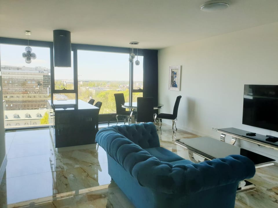 RS SUITES PRESTIGE 14 piętro "SKY" Racławickie 10 HOME & SPA Apartment in Masovian Voivodeship