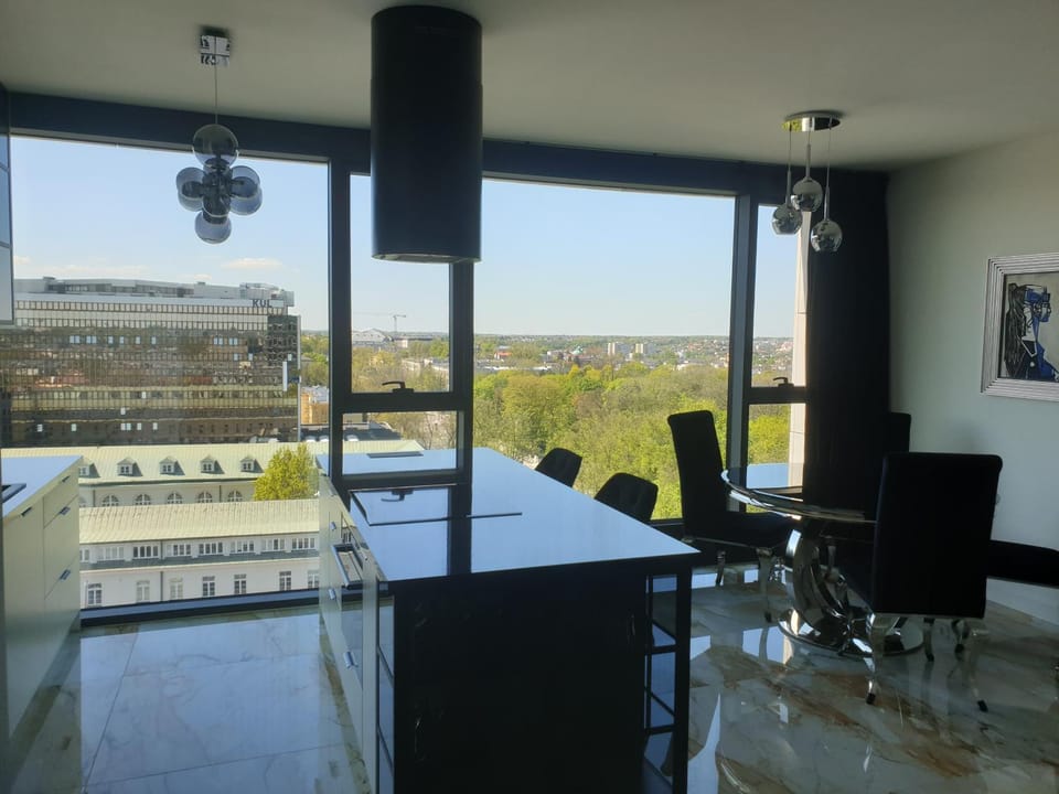 RS SUITES PRESTIGE 14 piętro "SKY" Racławickie 10 HOME & SPA Apartment in Masovian Voivodeship