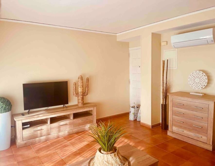 Apartamento en primera línea de playa Apartment in Marina Alta
