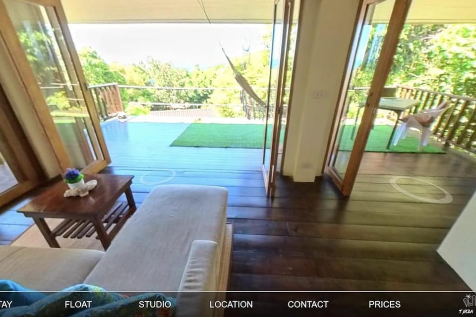 View (from property/room), Balcony/Terrace, Living room, Seating area