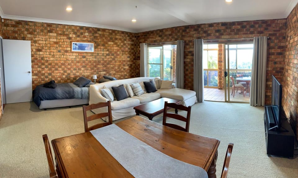 Bed, Living room, Dining area