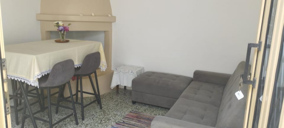 Fay's House Apartment in Islands