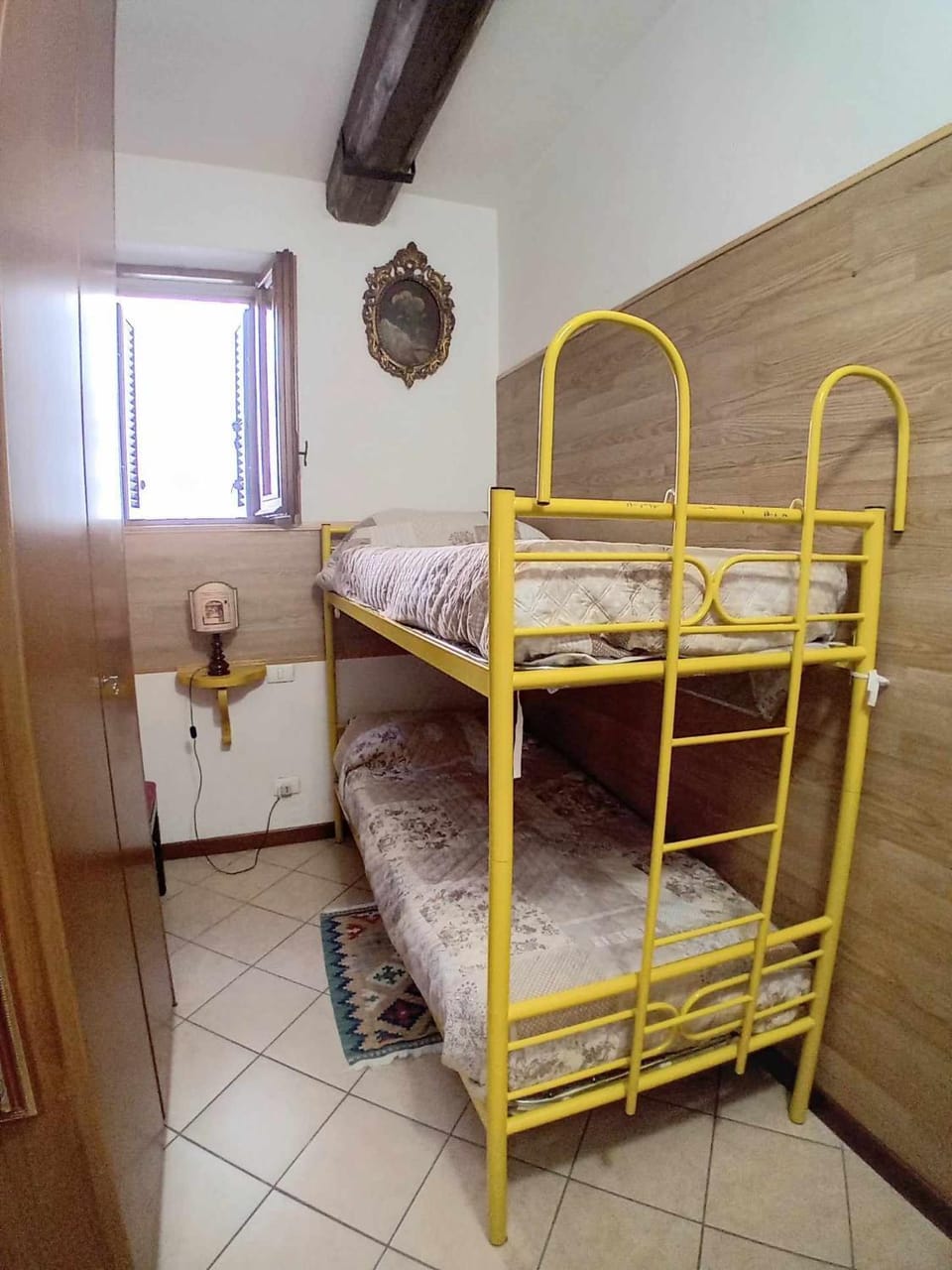 bunk bed