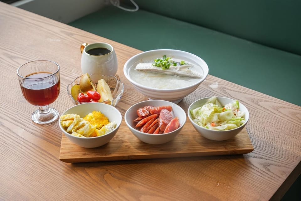 Food and drinks, Food, Breakfast, Continental breakfast