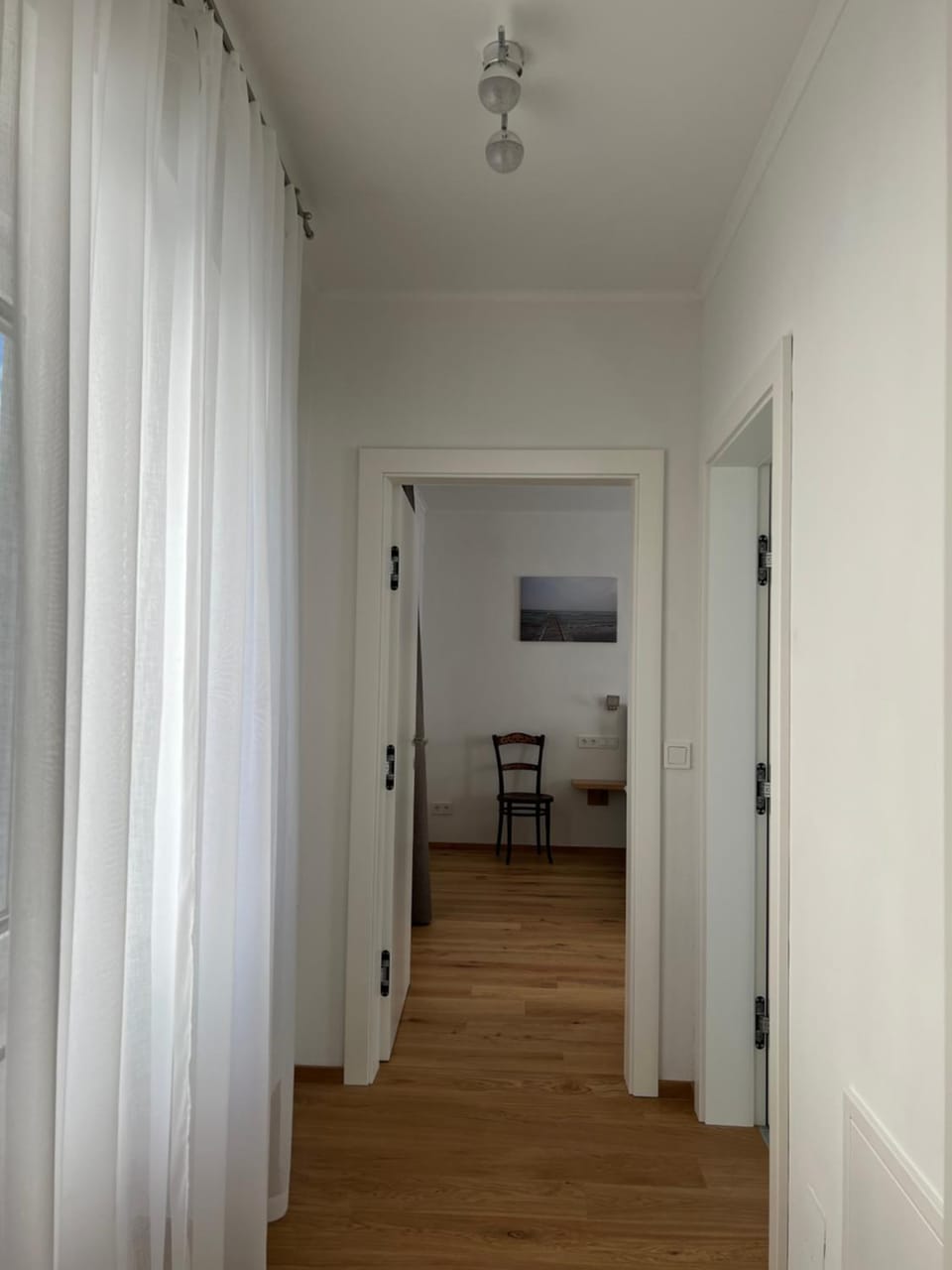 Staff, Photo of the whole room