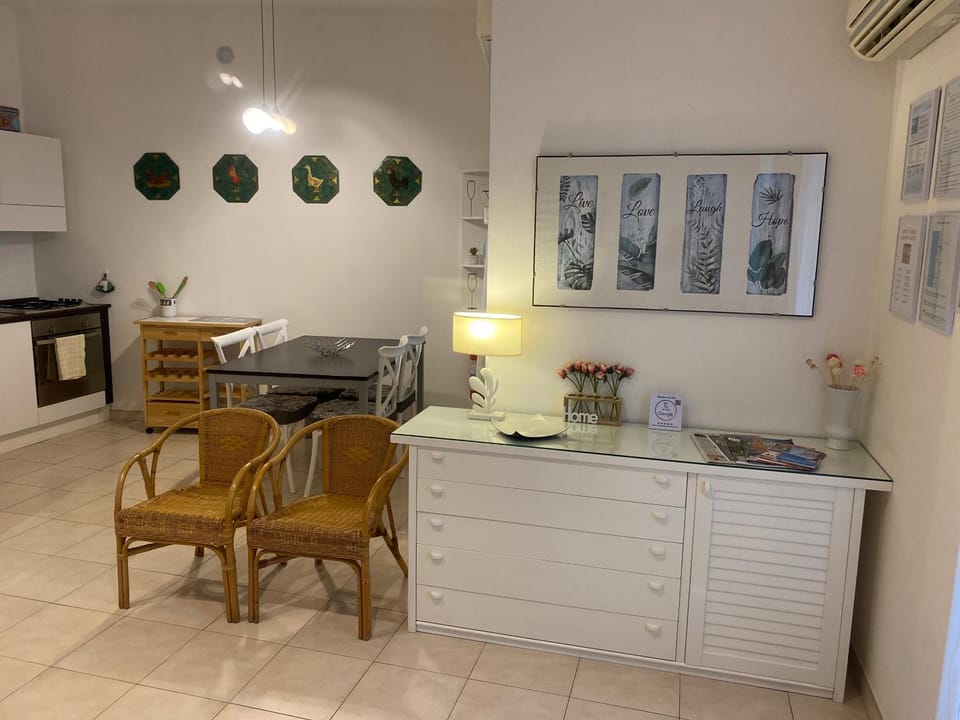 Oleander House apartments Apartment in Torri del Benaco